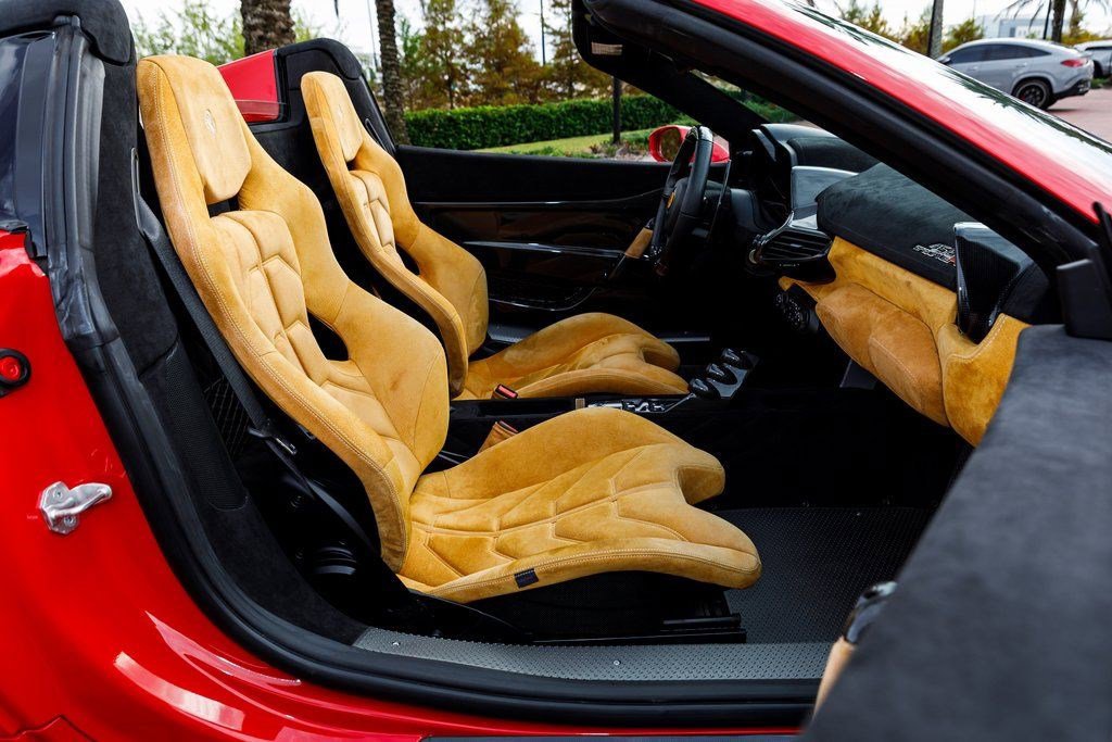 Used 2015 Ferrari 458 Speciale A image 39