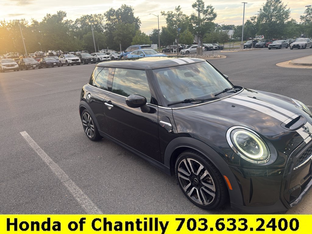 Used 2022 MINI Cooper S FWD image 2