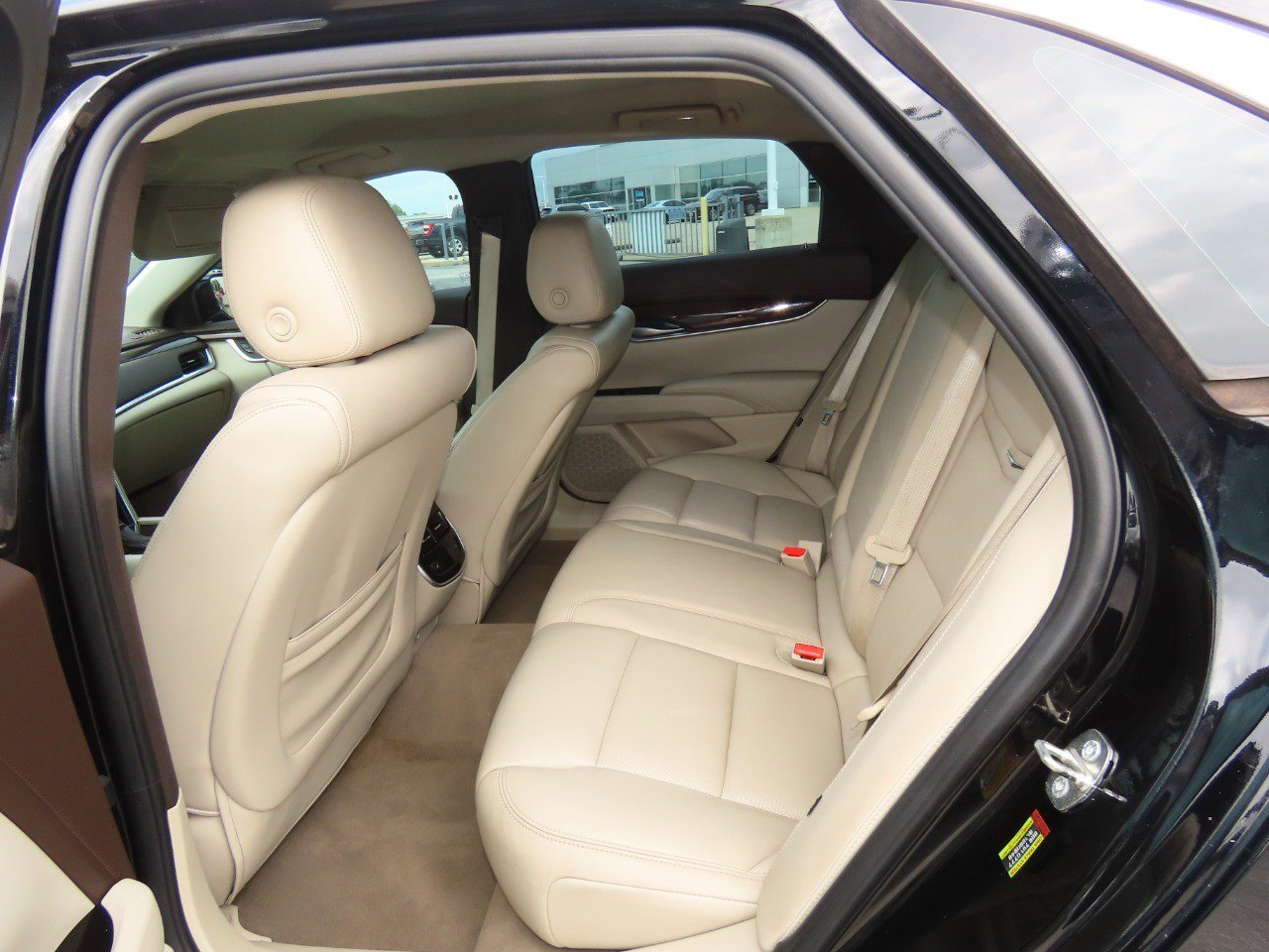 Used 2015 Cadillac XTS Luxury AWD/4WD image 20