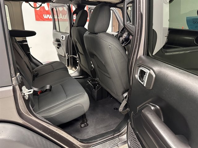 Used 2019 Jeep Wrangler Unlimited Sport S image 15