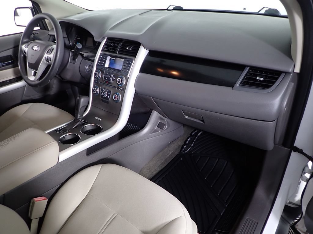 Used 2014 Ford Edge SE w/ Equipment Group 101A FWD image 32