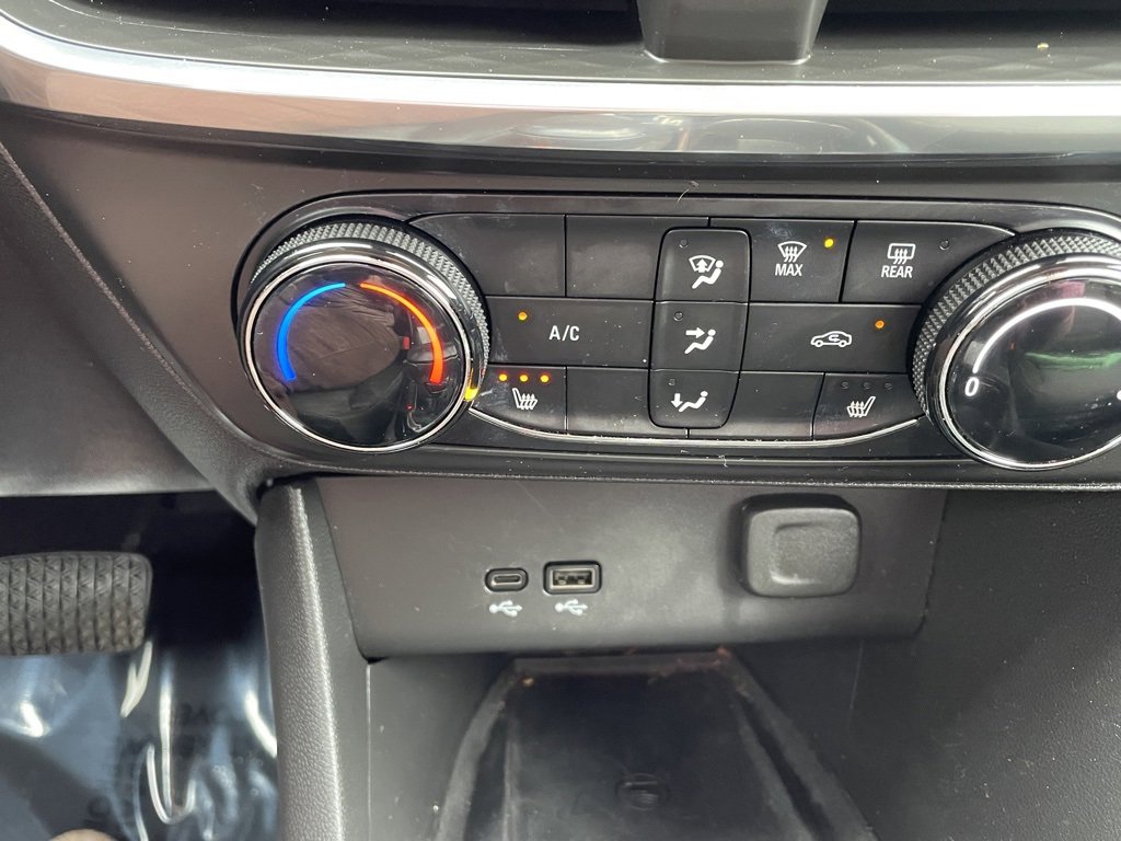 Used 2024 Buick Encore GX Preferred w/ Comfort Package image 18