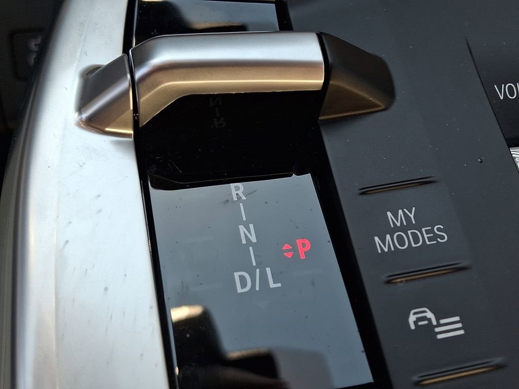 Used 2026 BMW X2 xDrive28i w/ Technology Package image 16