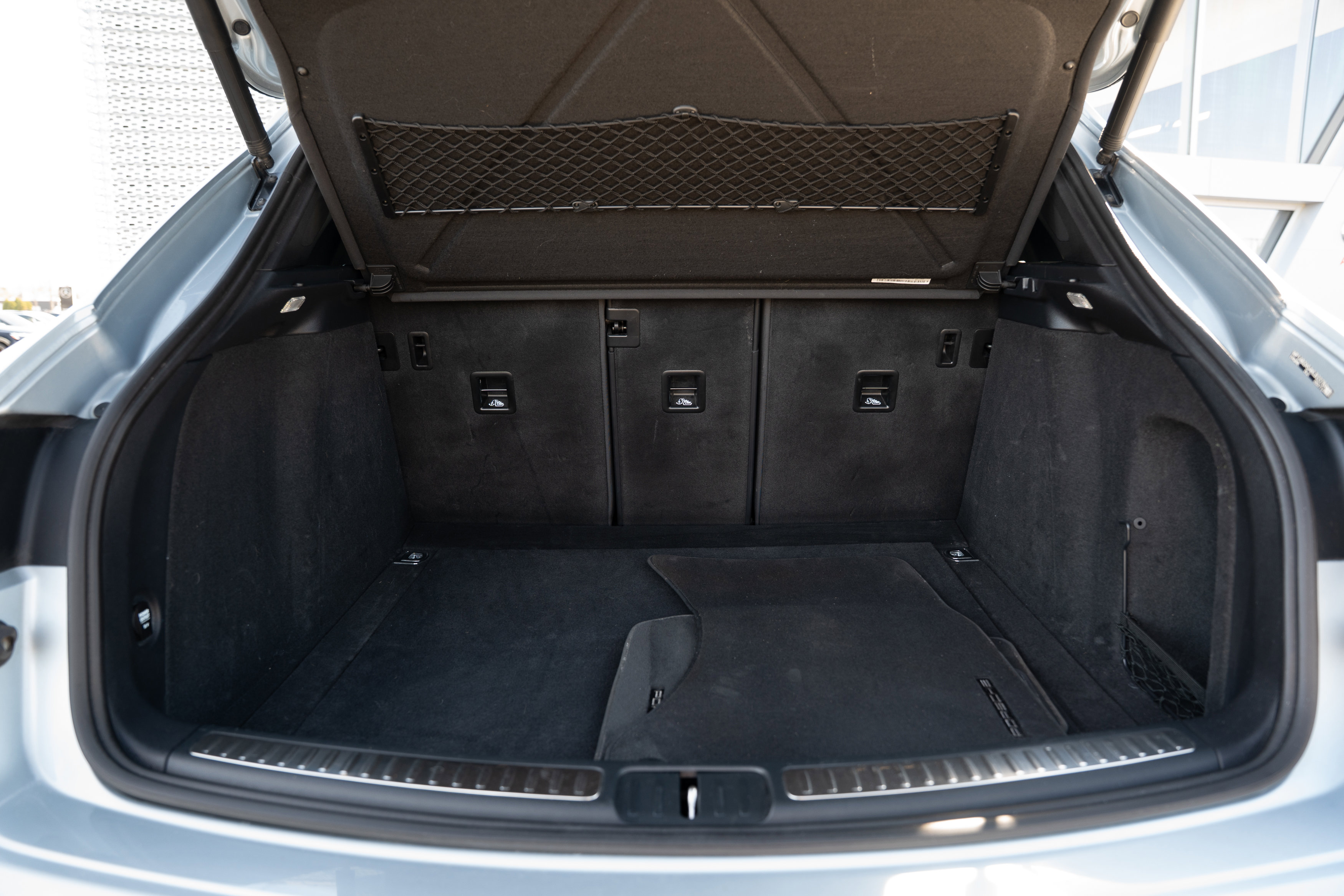 Used 2019 Porsche Macan S image 30