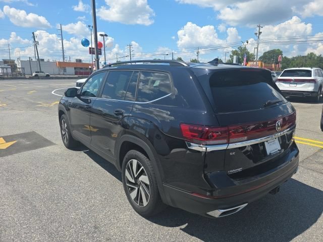 Used 2026 Volkswagen Atlas SE FWD image 5