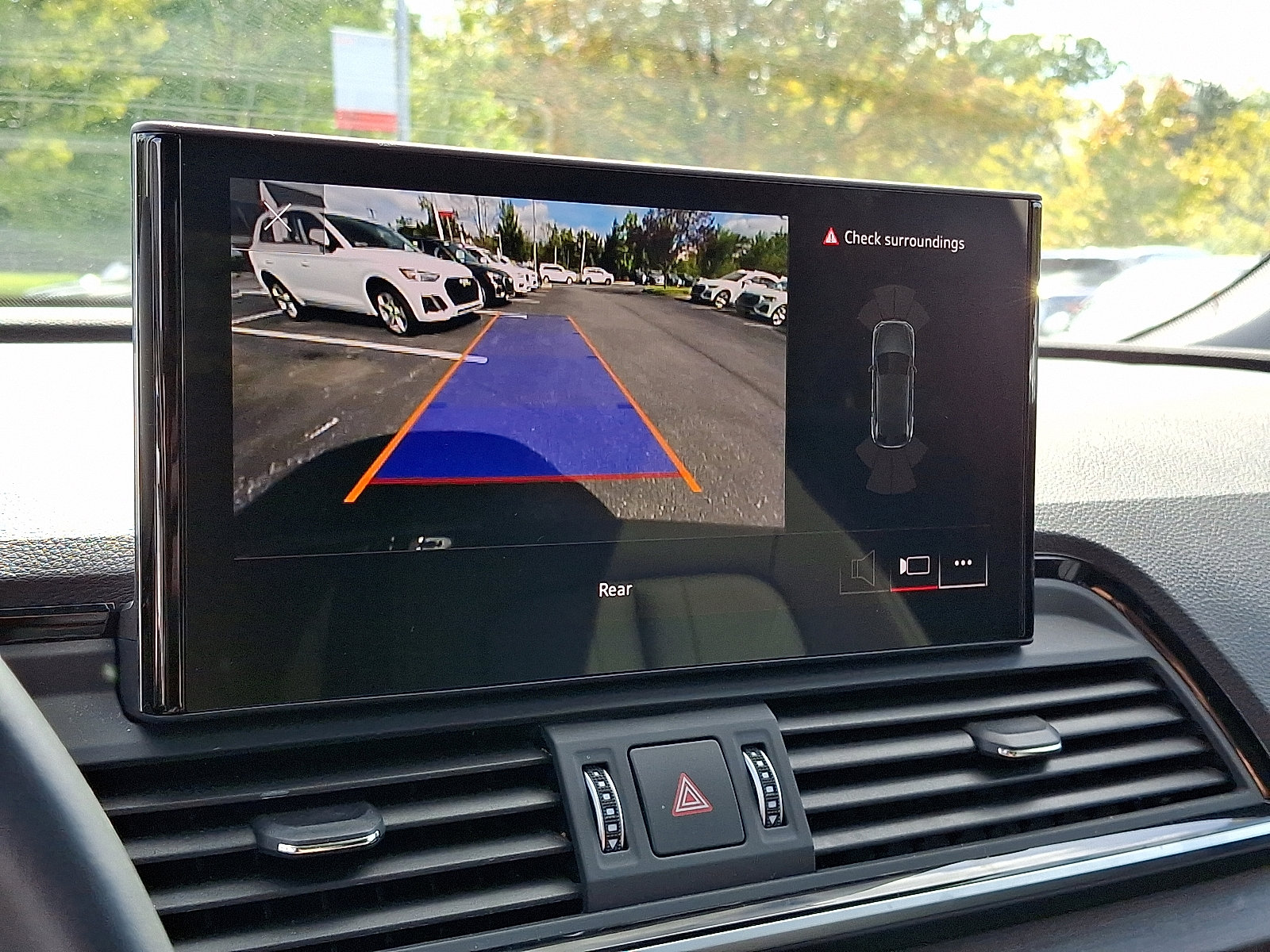 Certified 2025 Audi Q5 2.0T Premium image 19