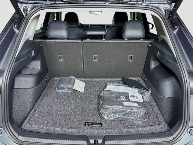 New 2026 Volkswagen Tiguan SE AWD/4WD image 27