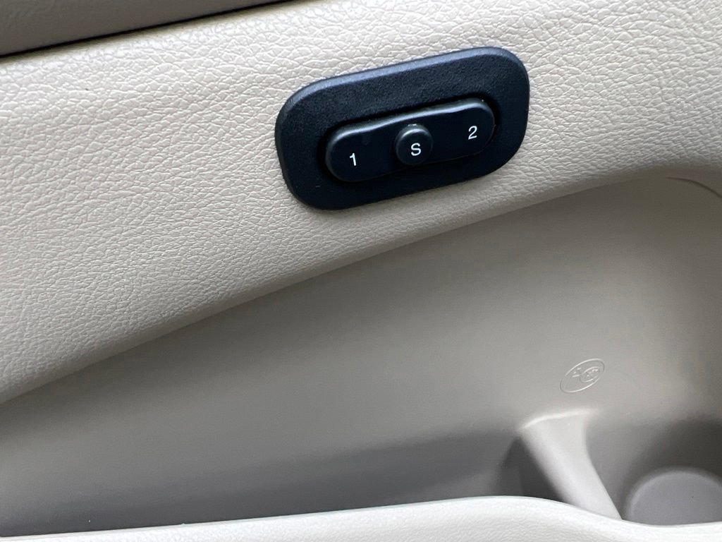 Certified 2019 Jeep Grand Cherokee Limited RWD image 30