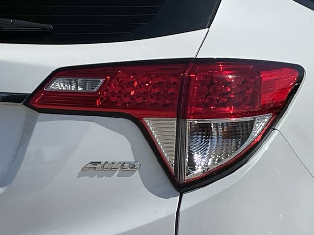Certified 2021 Honda HR-V LX image 6
