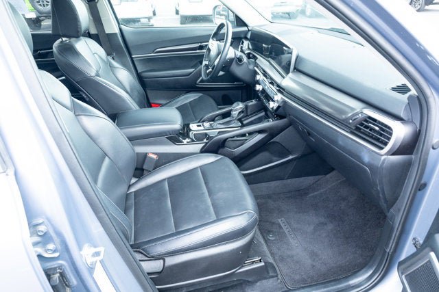 Used 2025 Kia Telluride S AWD/4WD image 40
