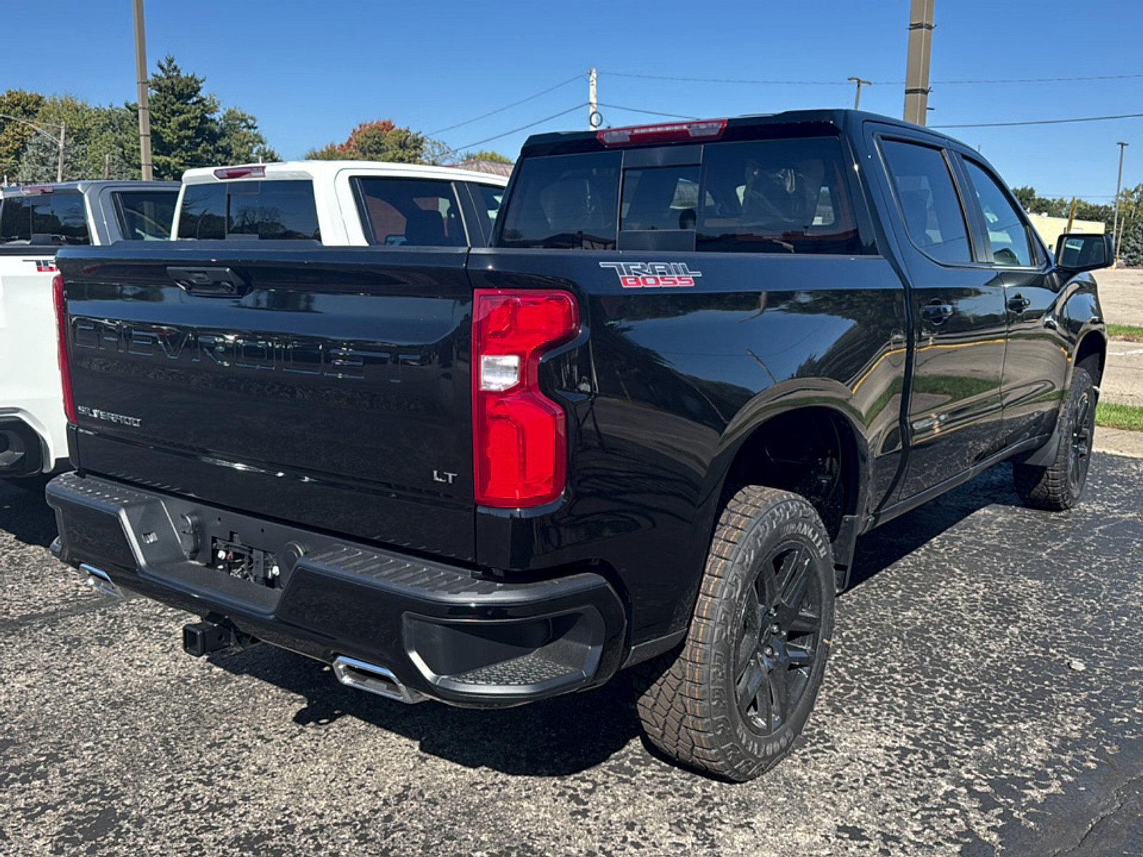 New 2026 Chevrolet Silverado 1500 LT Trail Boss w/ Convenience Package II AWD/4WD image 4