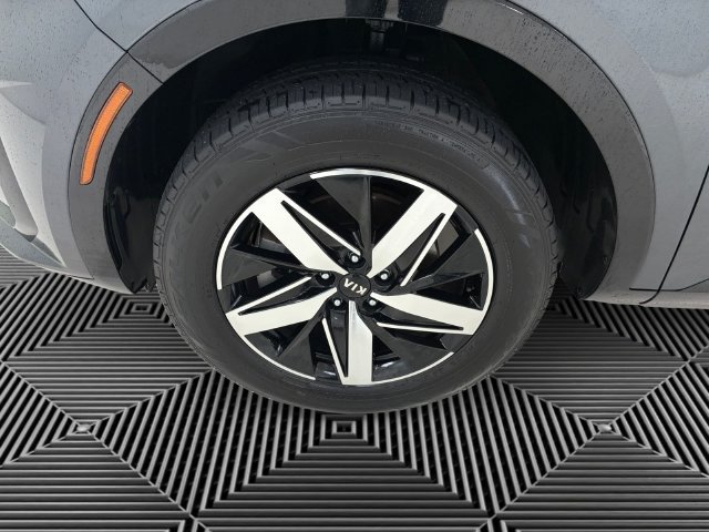 Used 2021 Kia Sorento EX w/ Panoramic Sunroof Package AWD/4WD image 9
