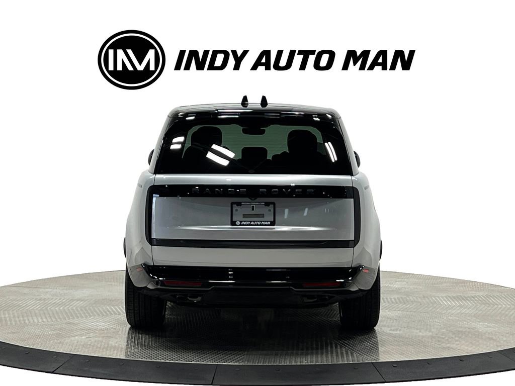 Used 2024 Land Rover Range Rover SE AWD/4WD image 5