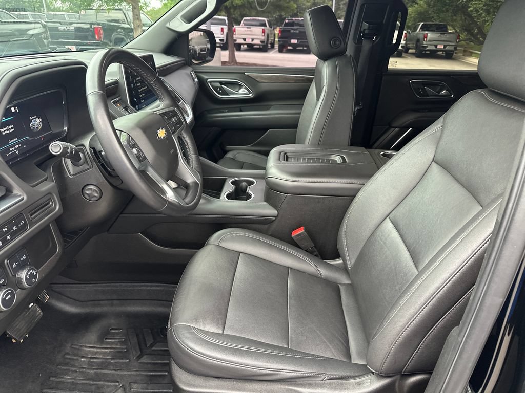 Used 2022 Chevrolet Tahoe LT w/ LT Signature Plus Package AWD/4WD image 20