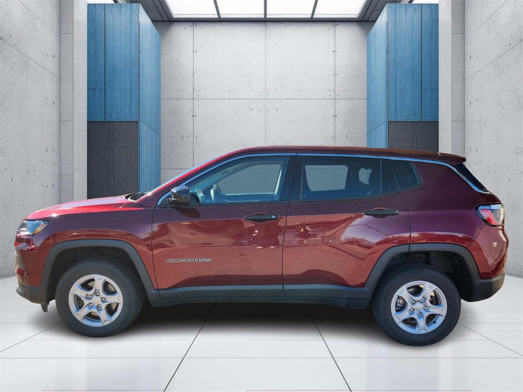 Used 2022 Jeep Compass Sport image 6