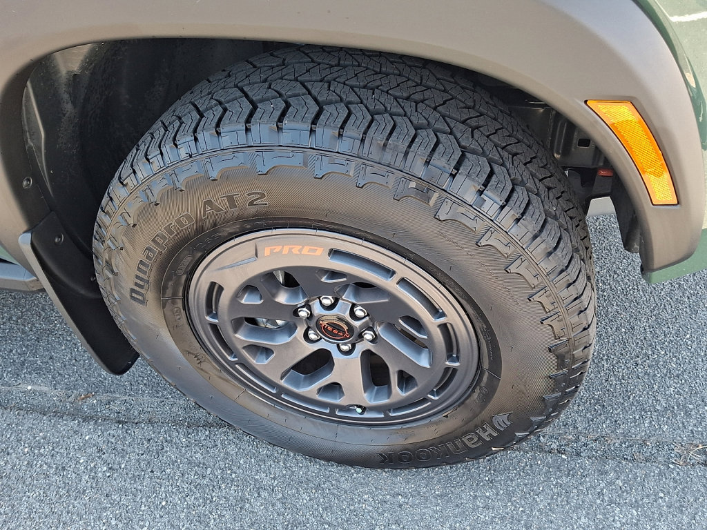 Used 2026 Nissan Frontier PRO-4X w/ Pro Premium Package AWD/4WD image 9