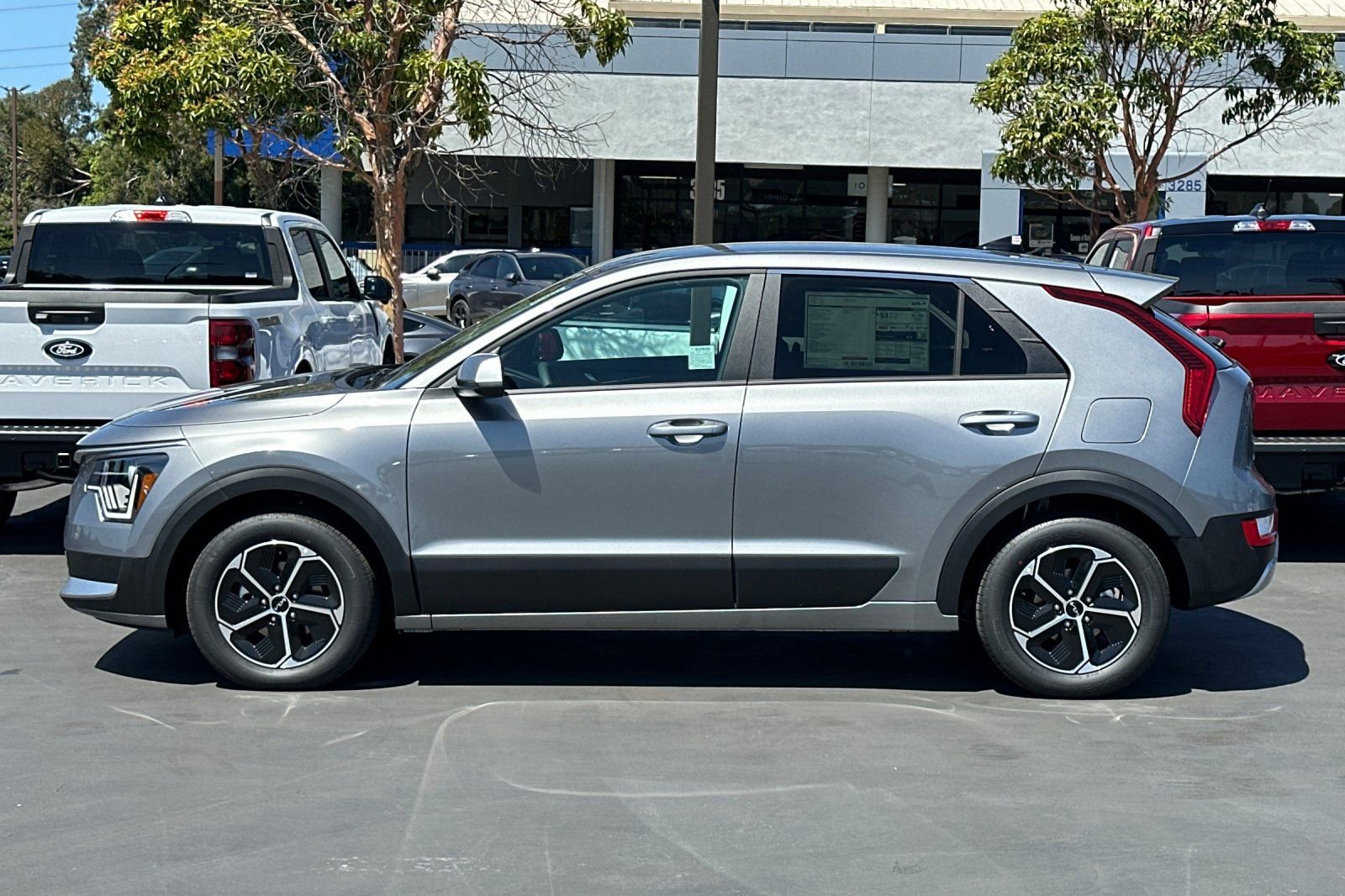 New 2026 Kia Niro LX image 7