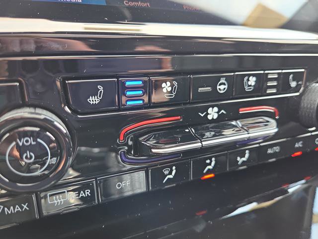 New 2025 Jeep Grand Cherokee L Limited w/ Luxury Tech Group II image 8