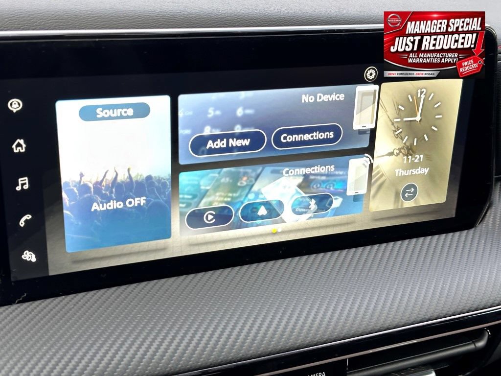 New 2025 Nissan Kicks SR w/ Illumination Package FWD image 22