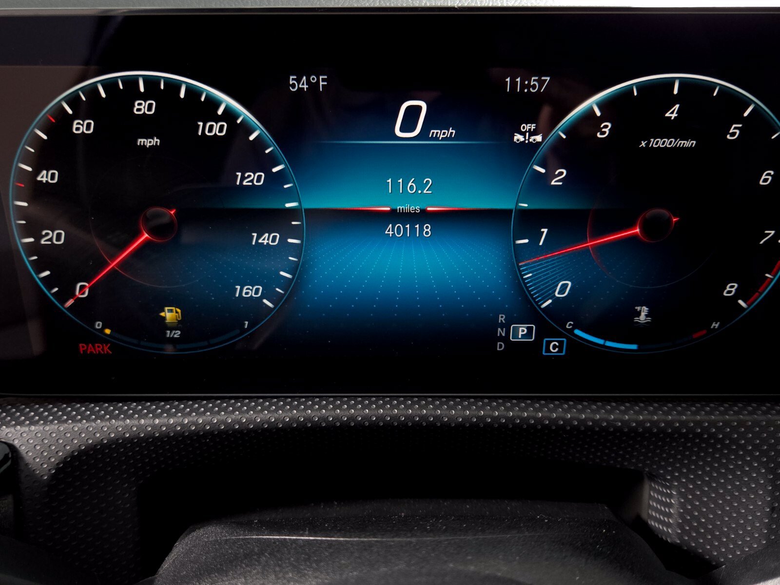 Used 2023 Mercedes-Benz CLA 250 image 32
