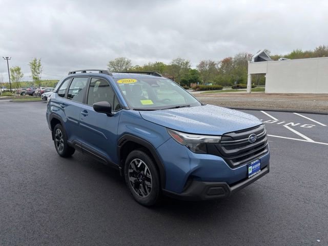 Used 2025 Subaru Forester AWD/4WD image 5