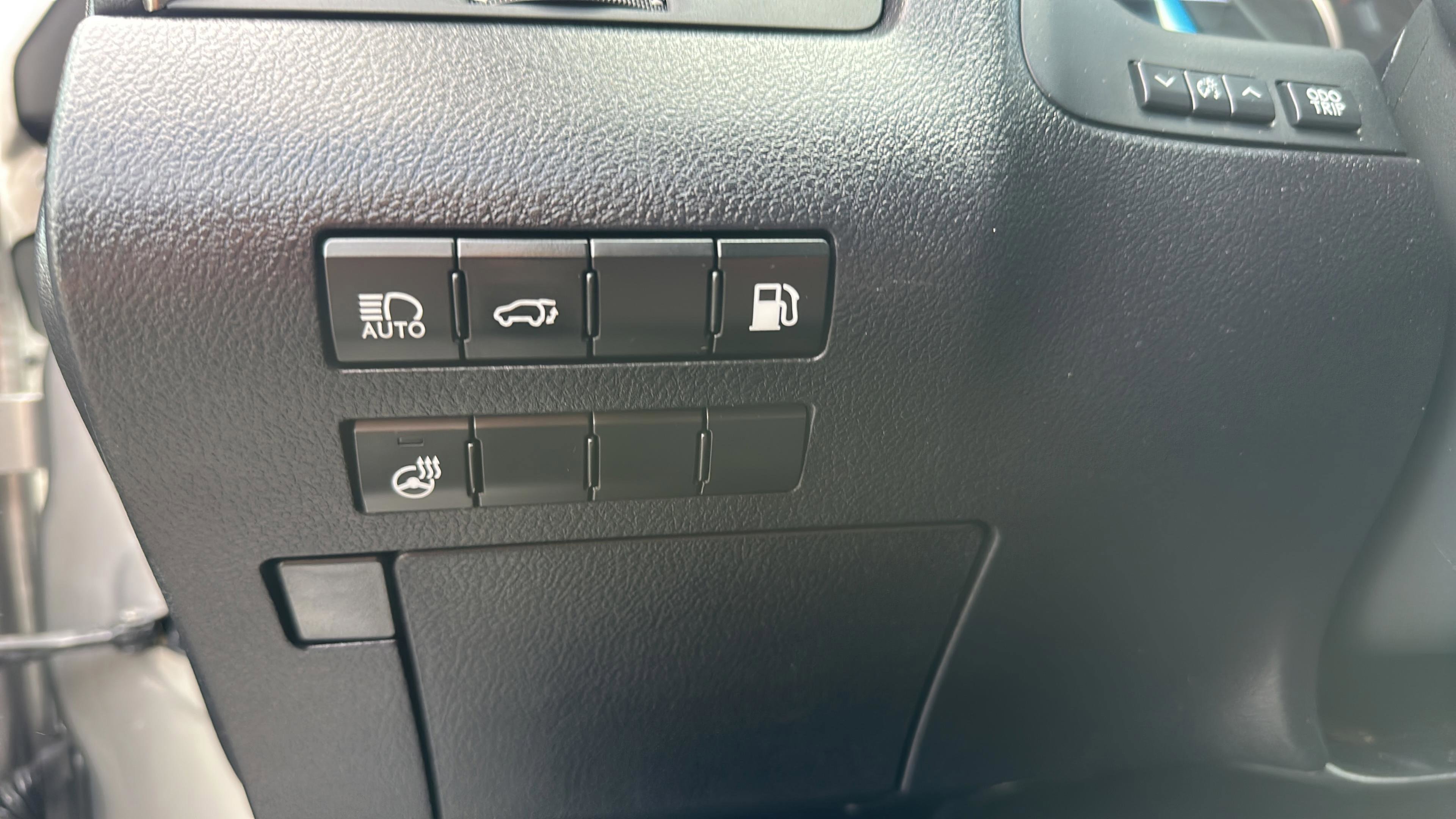 Used 2019 Lexus RX 450h AWD w/ Navigation Package image 13