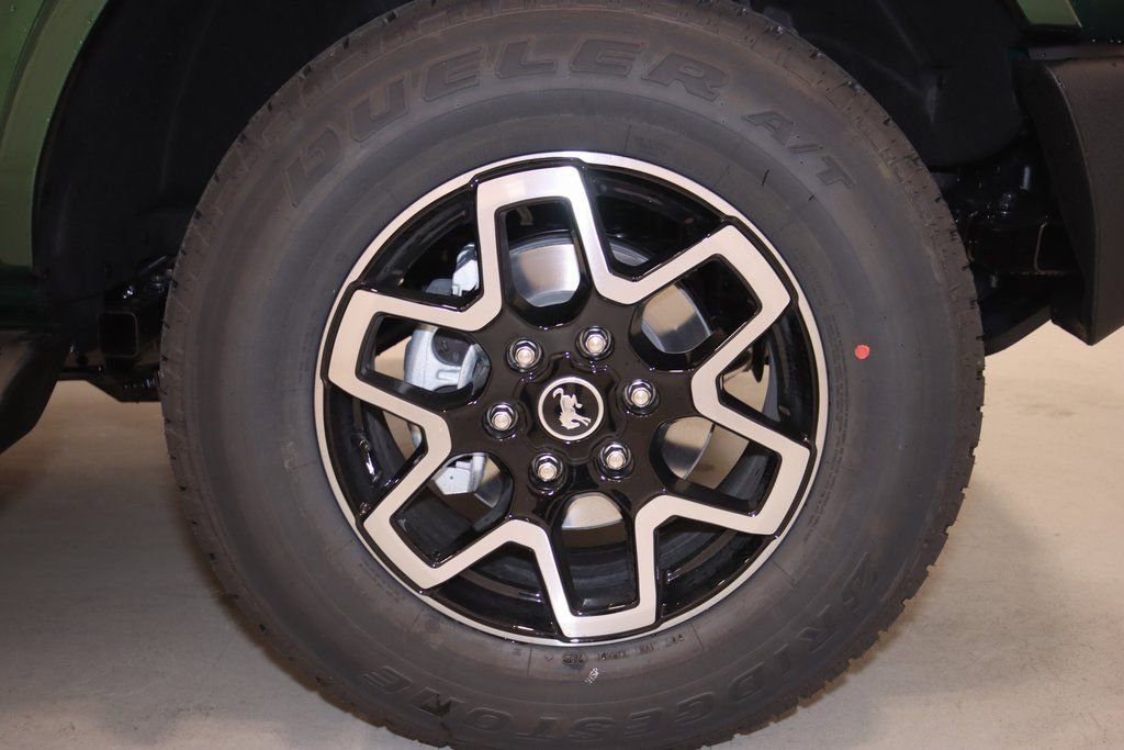 New 2025 Ford Bronco Outer Banks image 33