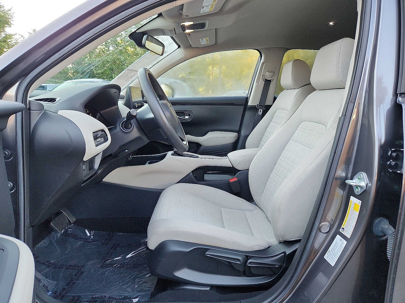 Certified 2024 Honda HR-V LX image 13
