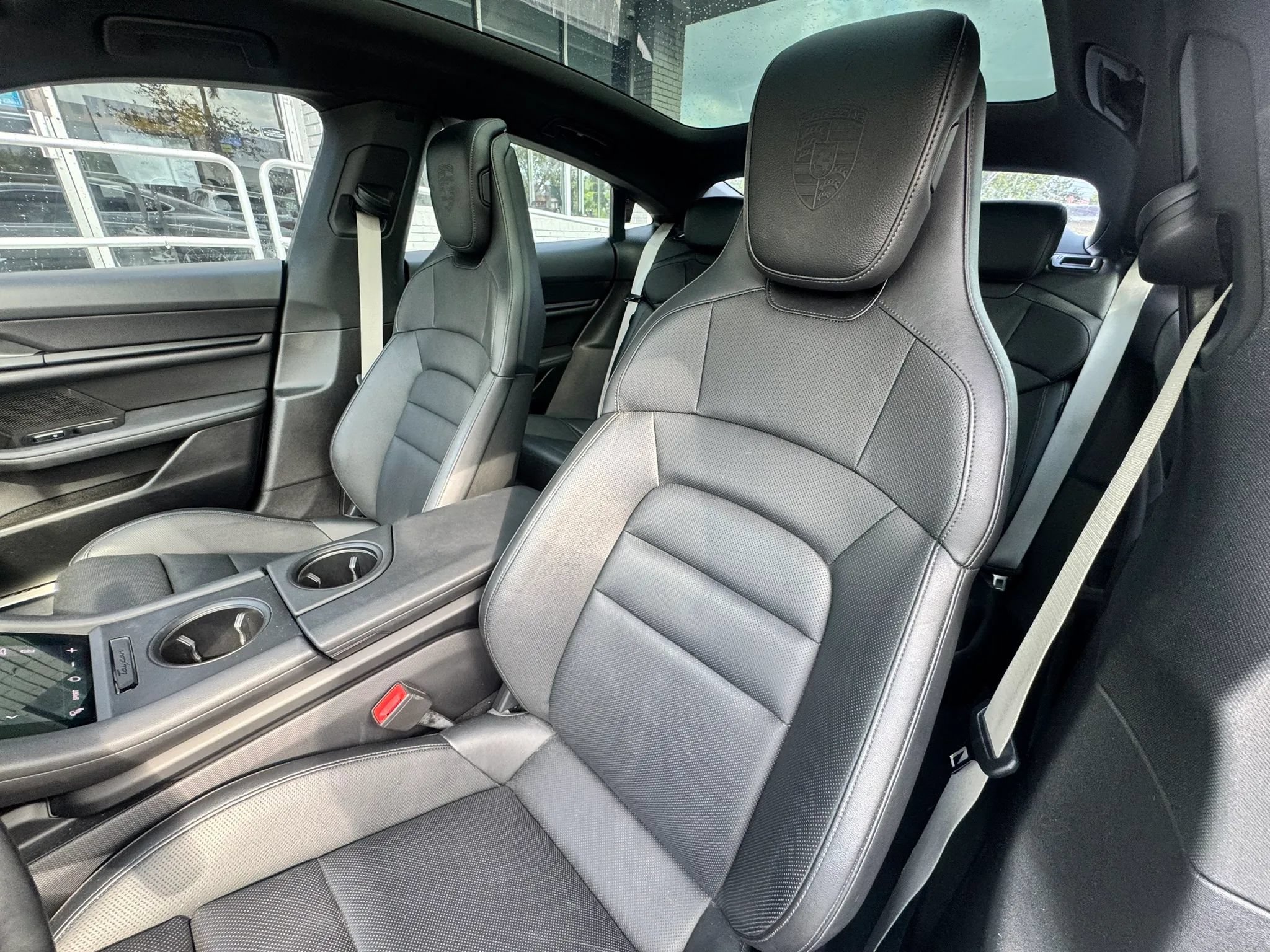 Used 2021 Porsche Taycan 4S AWD/4WD image 23