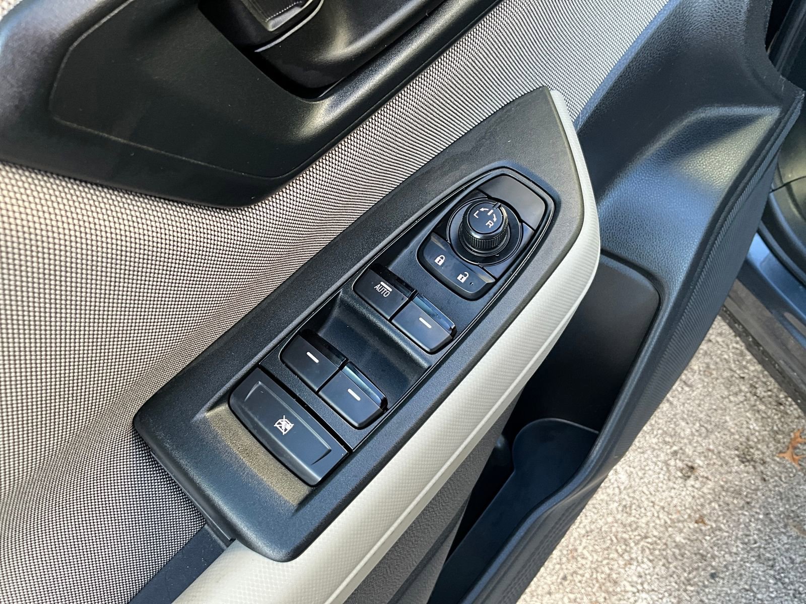 Certified 2025 Subaru Forester image 14