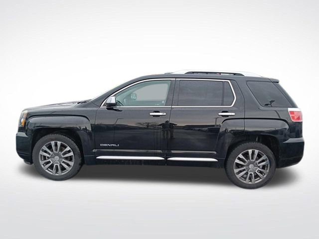 Used 2017 GMC Terrain Denali image 2