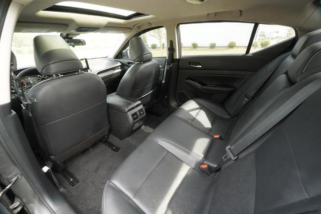 Used 2023 Nissan Altima 2.5 SL AWD/4WD image 26