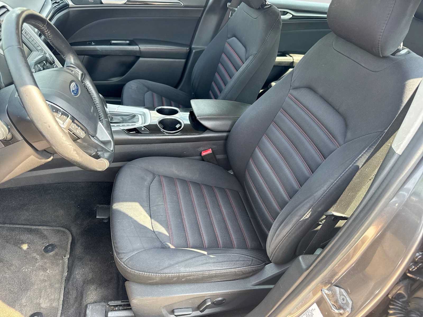 Used 2013 Ford Fusion SE FWD image 14
