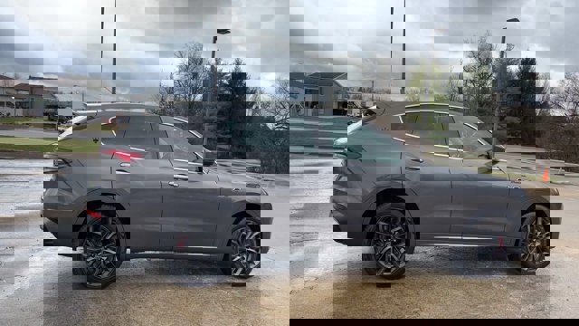 Used 2022 Maserati Levante Modena image 9