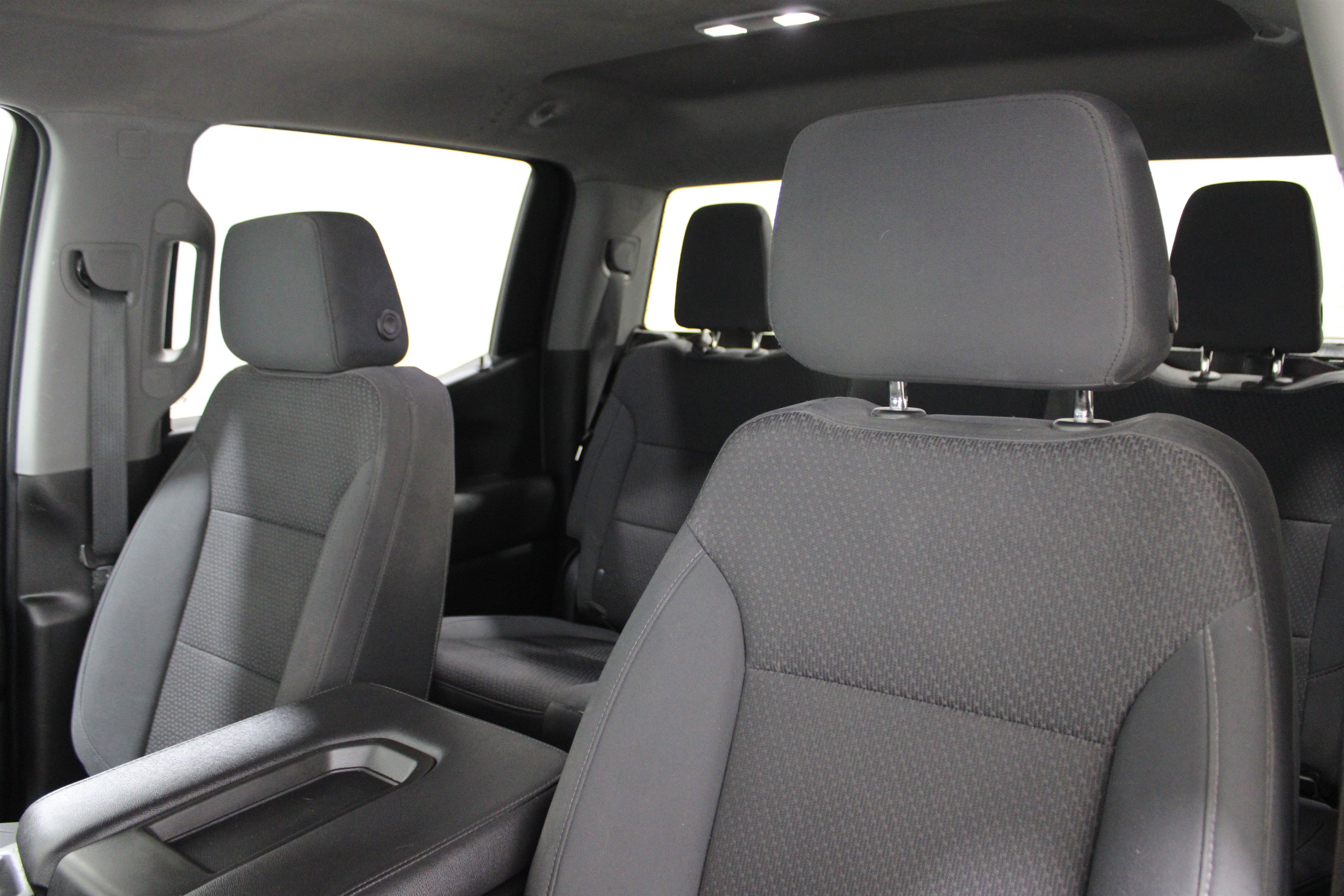 Used 2021 Chevrolet Silverado 1500 Custom w/ Rally Edition image 4