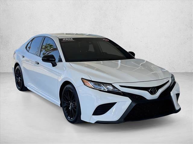 Used 2019 Toyota Camry SE FWD image 5