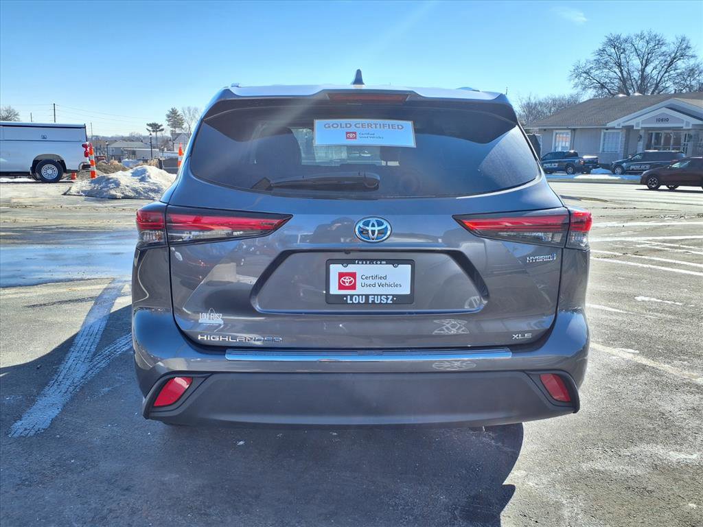 Certified 2021 Toyota Highlander XLE image 33