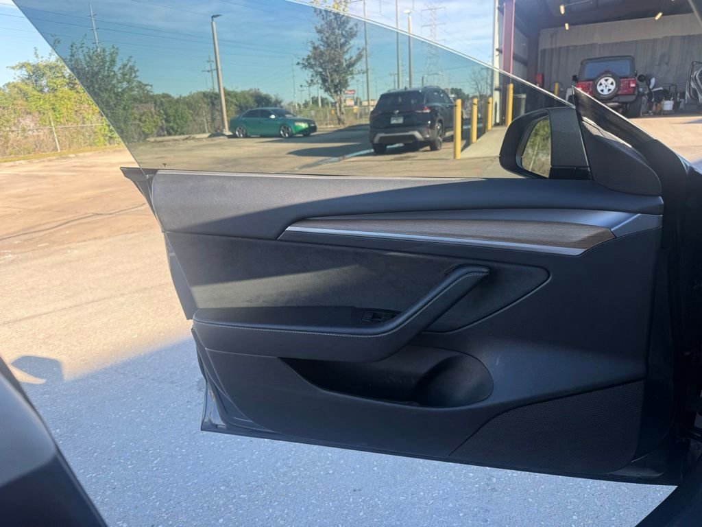 Used 2023 Tesla Model 3 Standard Range RWD image 11