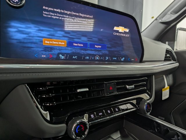 New 2027 Chevrolet Suburban Z71 w/ Z71 Off-Road Package AWD/4WD image 27