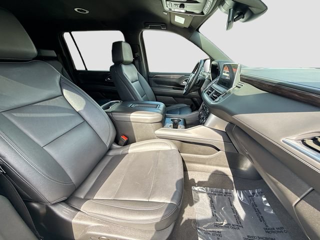 Used 2024 Chevrolet Suburban LT AWD/4WD image 32