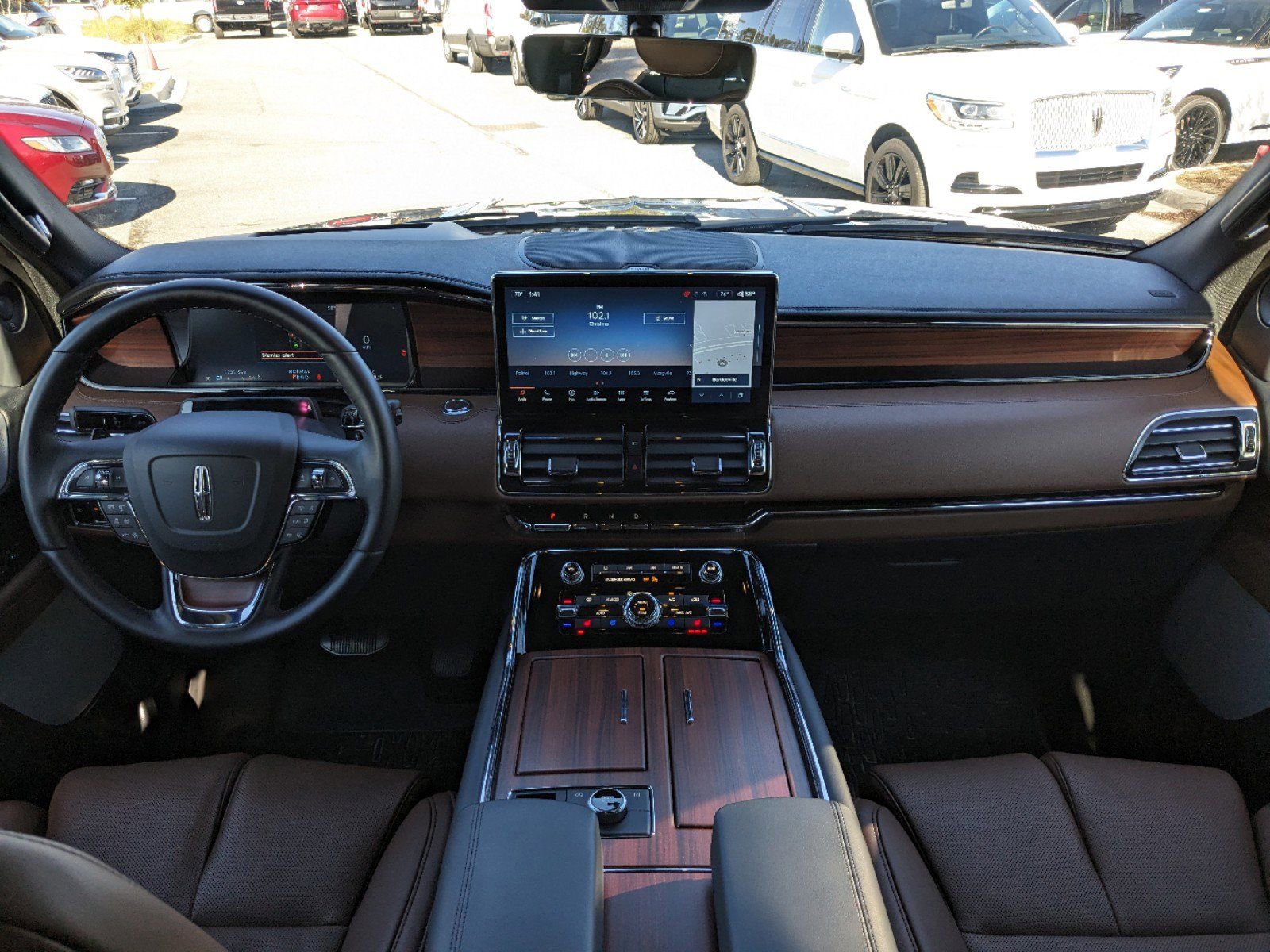 Certified 2024 Lincoln Navigator Reserve image 17