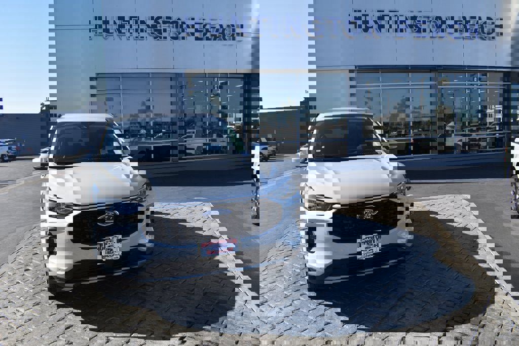 New 2025 Ford Escape SE w/ PHEV Premium Package image 23