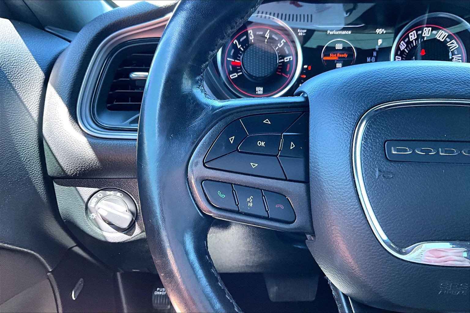 Used 2023 Dodge Challenger SXT RWD image 18