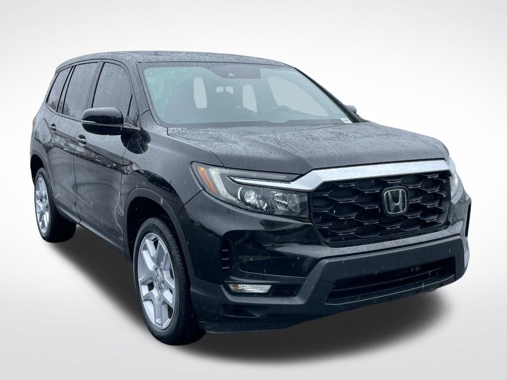 Certified 2025 Honda Passport EX-L image 8