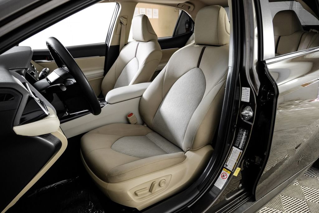 Used 2018 Toyota Camry LE w/ Audio Package image 34