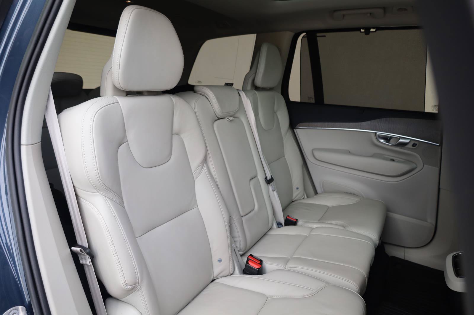 Used 2023 Volvo XC90 B6 Ultimate w/ Protection Package Premier AWD/4WD image 31