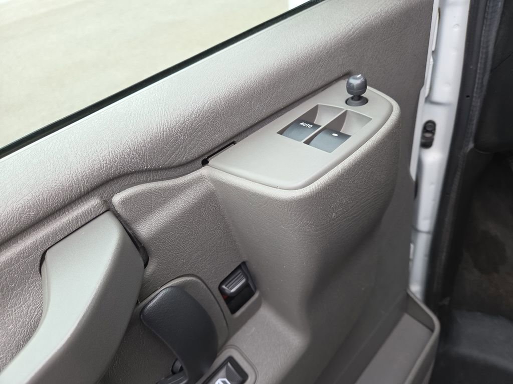 Used 2020 Chevrolet Express 3500 LT w/ LT Preferred Equipment Group image 26