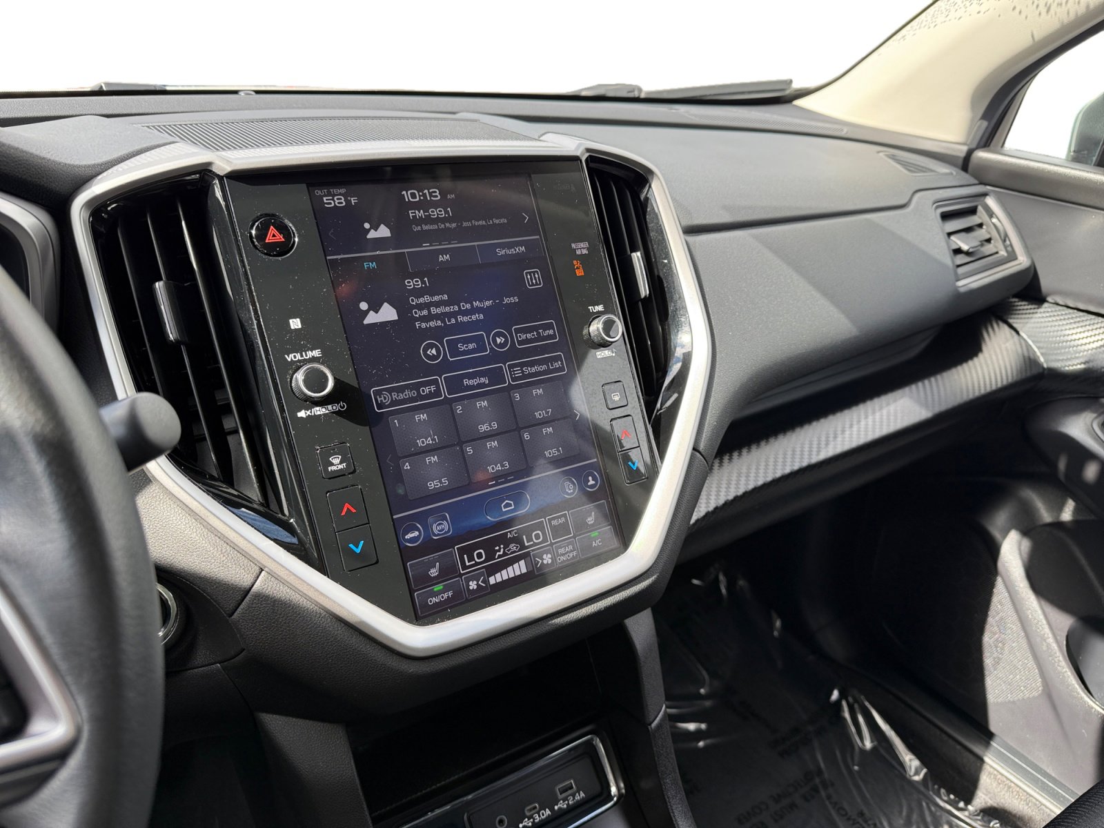 Used 2023 Subaru Ascent Premium w/ Convenience Package image 12