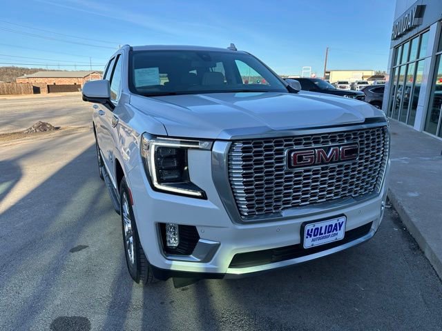 Used 2021 GMC Yukon Denali AWD/4WD image 1