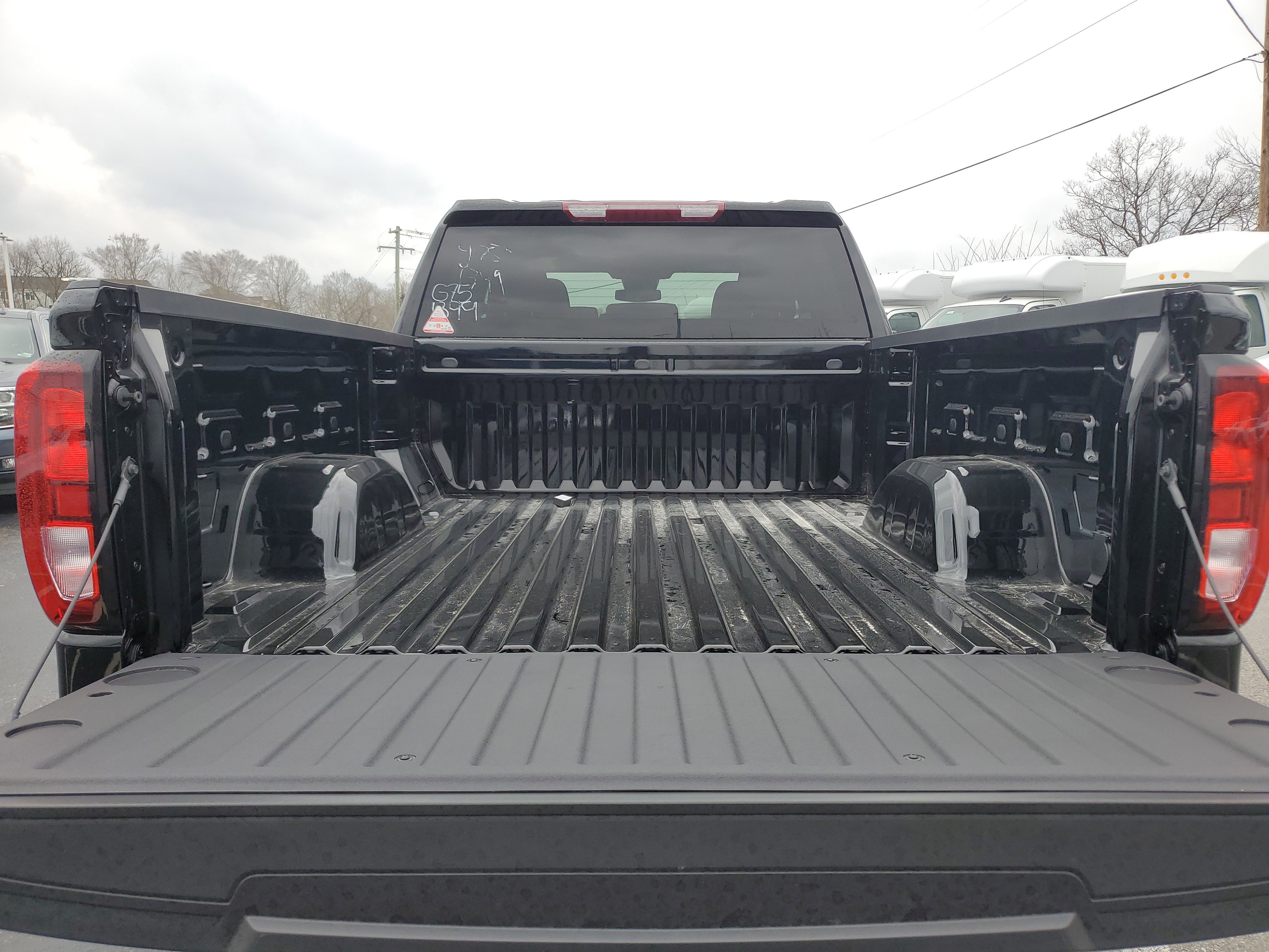 New 2026 GMC Sierra 1500 Pro w/ Pro Value Package AWD/4WD image 11